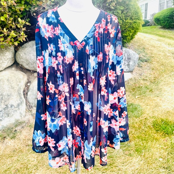 A Pea In The Pod Sheer Floral Button Down Maternity Blouse Size L - Picture 5 of 15